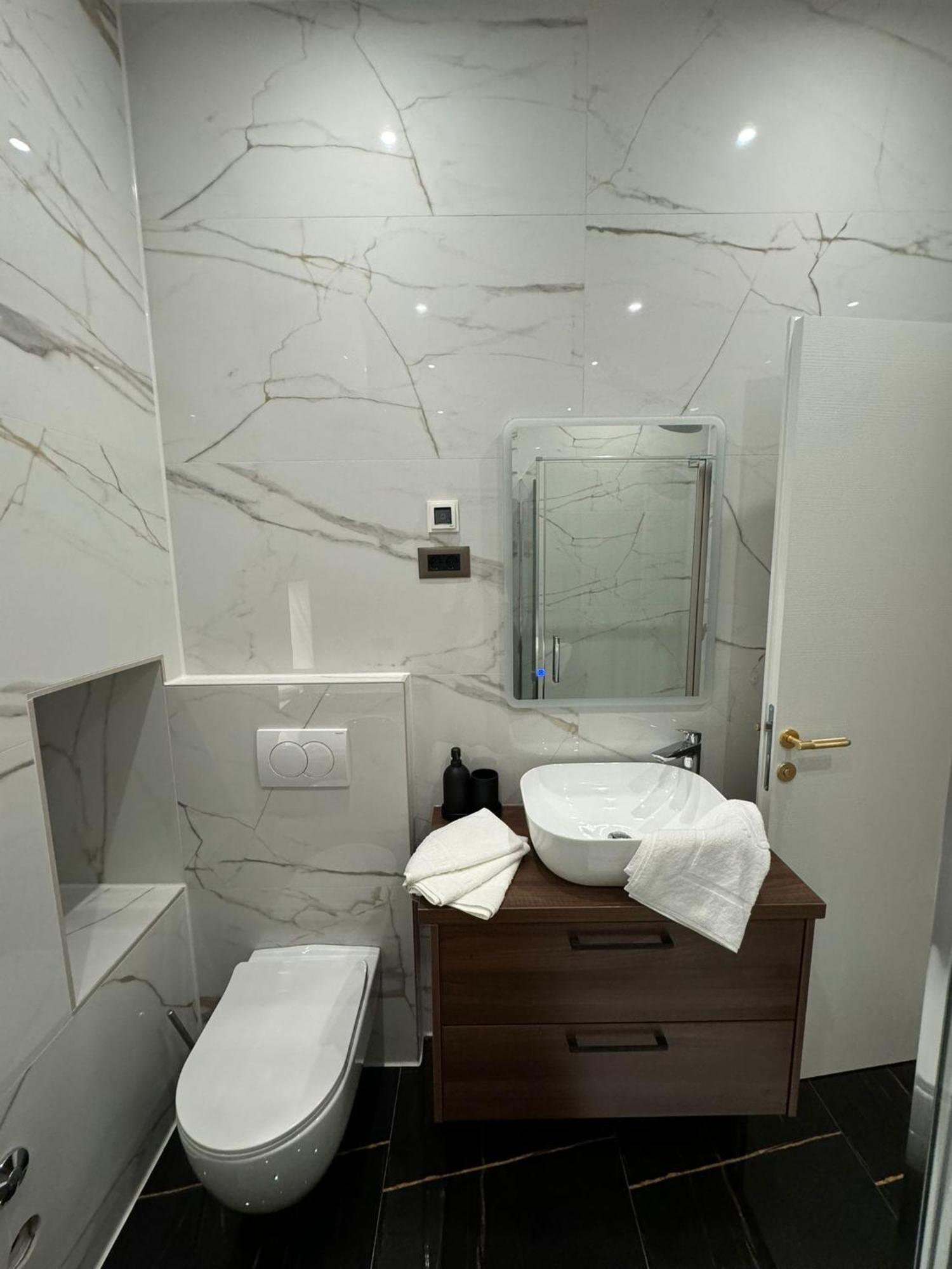 San Barbis Apartment